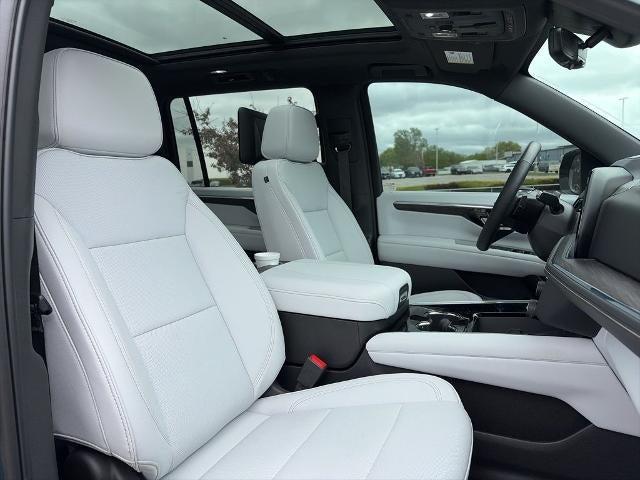 2025 Chevrolet Suburban 4WD Premier