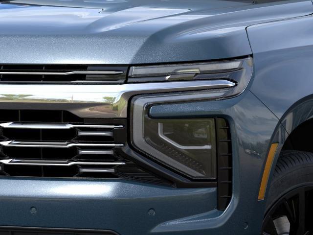 2025 Chevrolet Suburban 4WD Premier