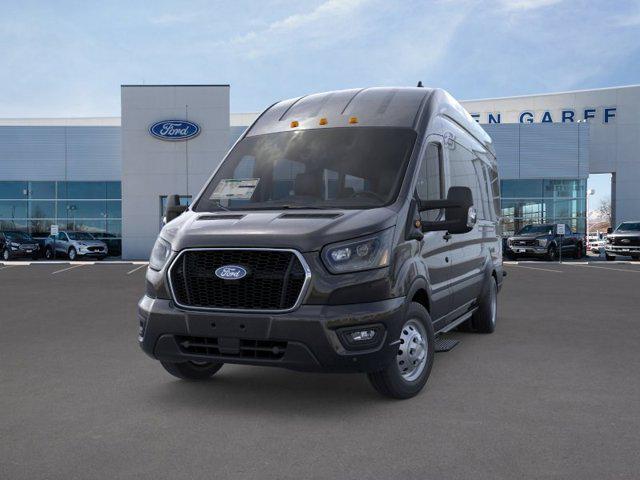2026 Ford Transit Passenger Wagon XLT