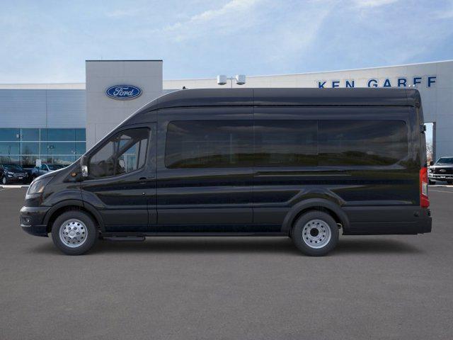 2026 Ford Transit Passenger Wagon XLT