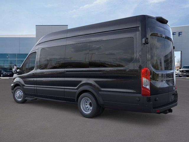 2026 Ford Transit Passenger Wagon XLT