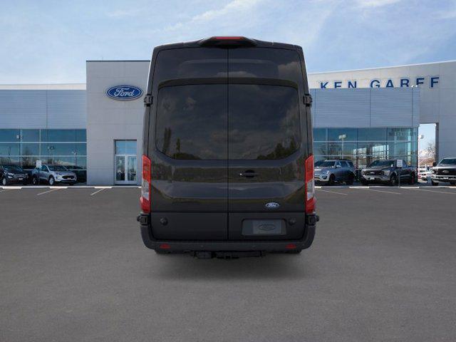 2026 Ford Transit Passenger Wagon XLT