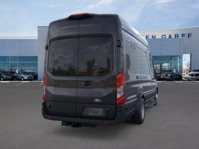 2026 Ford Transit Passenger Wagon XLT