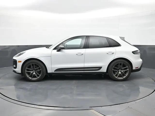 2024 Porsche Macan T