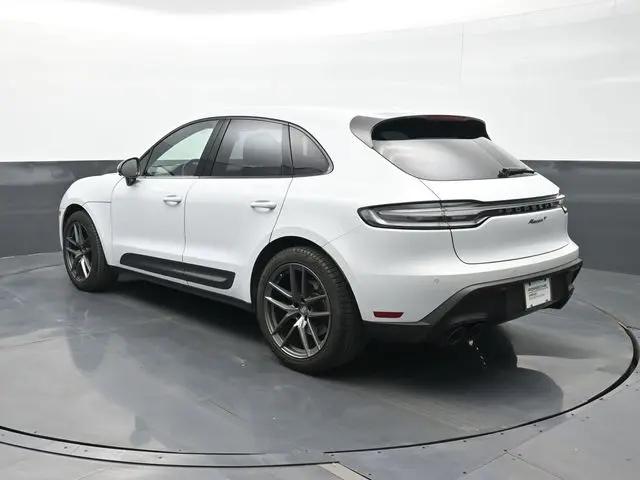 2024 Porsche Macan T