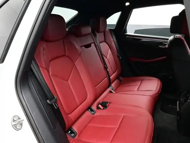 2024 Porsche Macan T