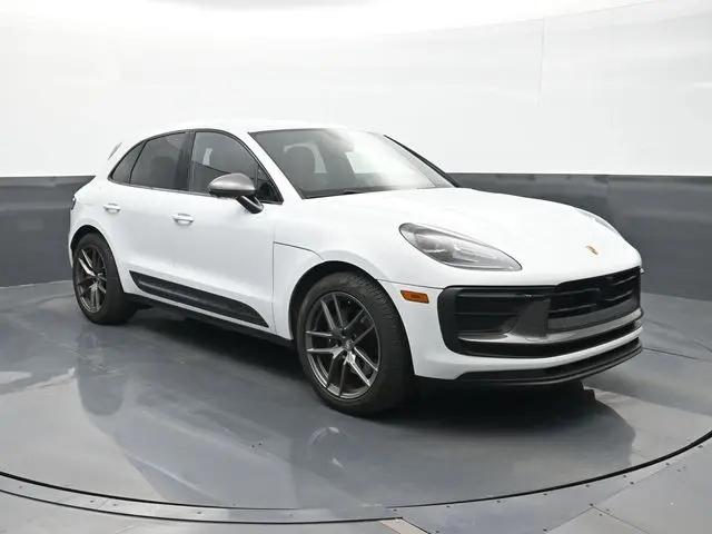 2024 Porsche Macan T