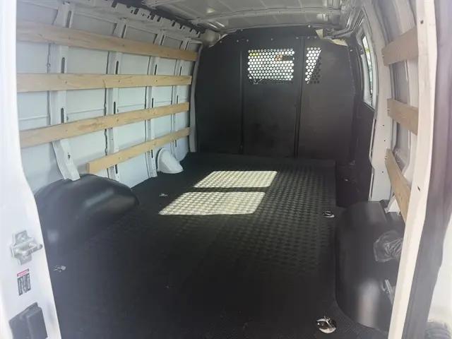 2021 GMC Savana Cargo RWD 2500 Regular Wheelbase Work Van