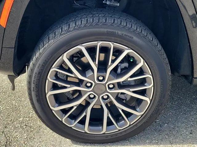 2024 Jeep Grand Cherokee L Summit Reserve 4x4