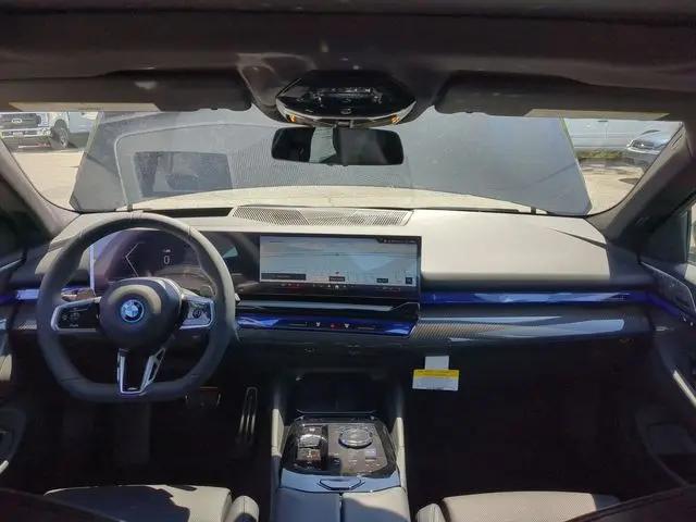 2027 BMW 5 Series 550e xDrive