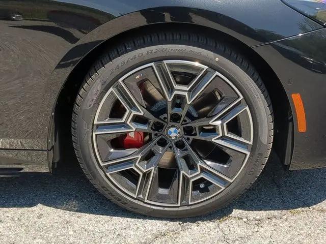 2027 BMW 5 Series 550e xDrive