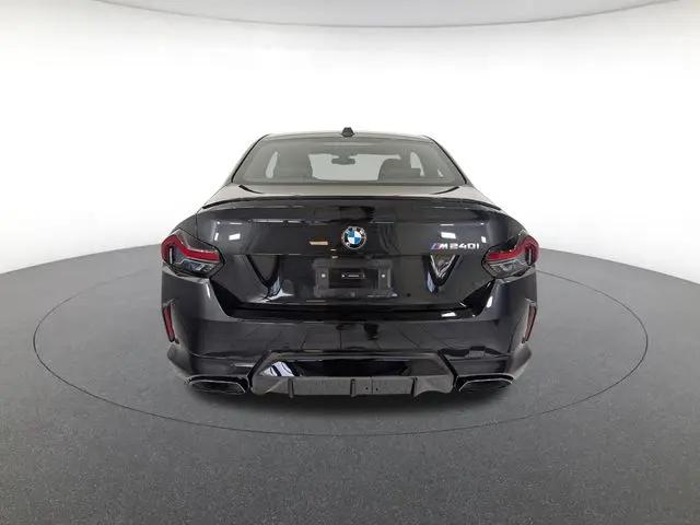 2025 BMW M240 i