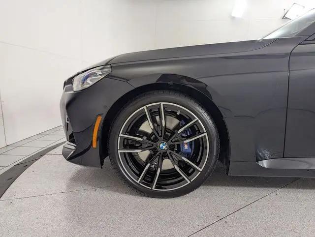 2025 BMW M240 i