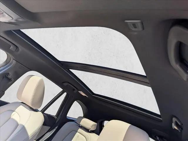 2022 BMW X1 xDrive28i