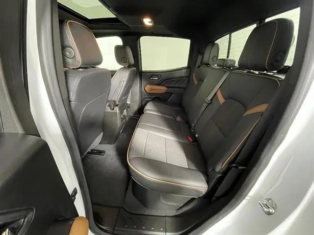 2024 GMC Canyon 4WD AT4
