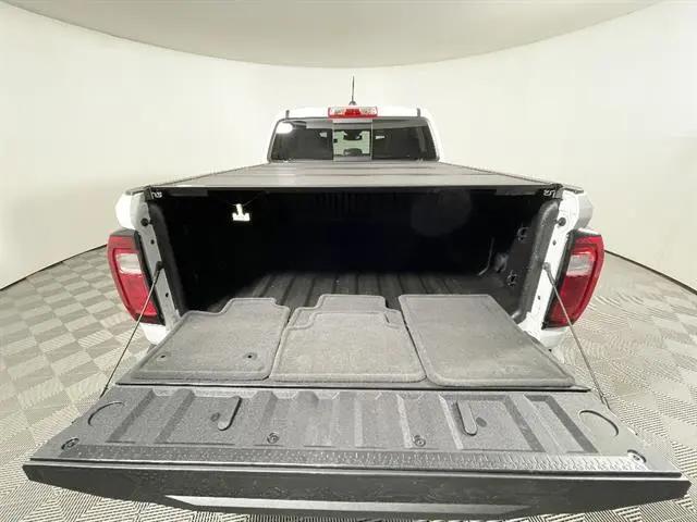 2024 GMC Canyon 4WD AT4