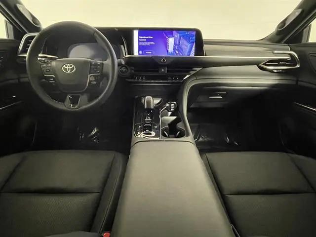2026 Toyota Crown Platinum