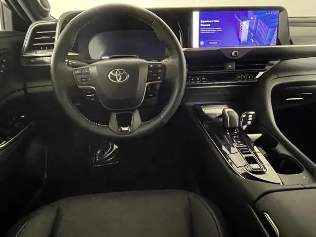 2026 Toyota Crown Platinum