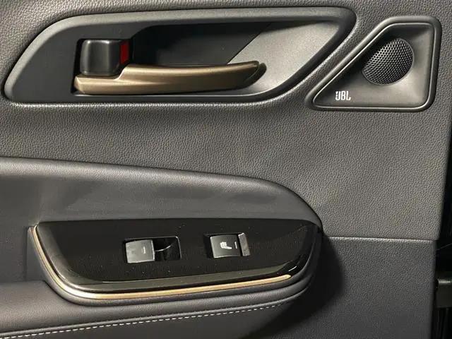 2026 Toyota Crown Platinum