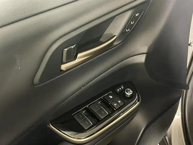 2026 Toyota Crown Platinum