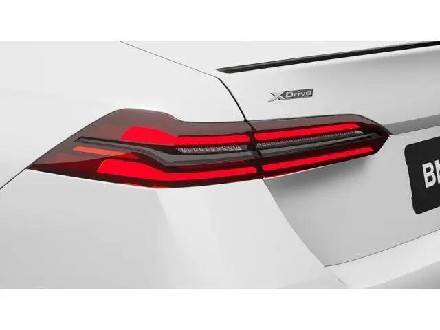 2027 BMW 5 Series 550e xDrive