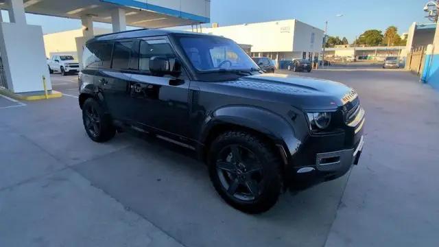 2021 Land Rover Defender 110 X-Dynamic SE
