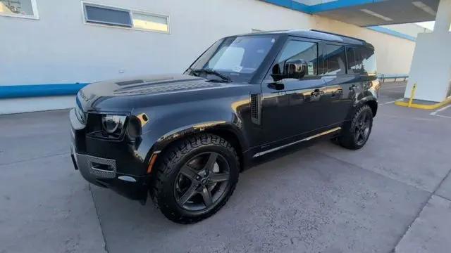 2021 Land Rover Defender 110 X-Dynamic SE