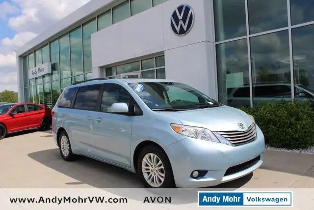 2015 Toyota Sienna XLE 8 Passenger for sale in Avon, IN