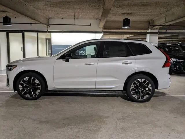 2026 Volvo XC60 B5 Plus