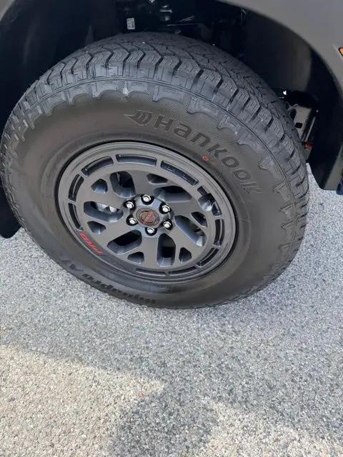 2026 Nissan Frontier Crew Cab PRO-4X 4x4
