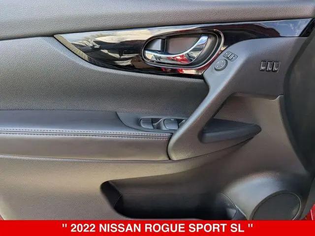 2022 Nissan Rogue Sport SL AWD Xtronic CVT