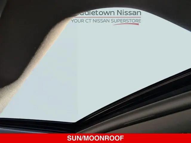 2022 Nissan Rogue Sport SL AWD Xtronic CVT