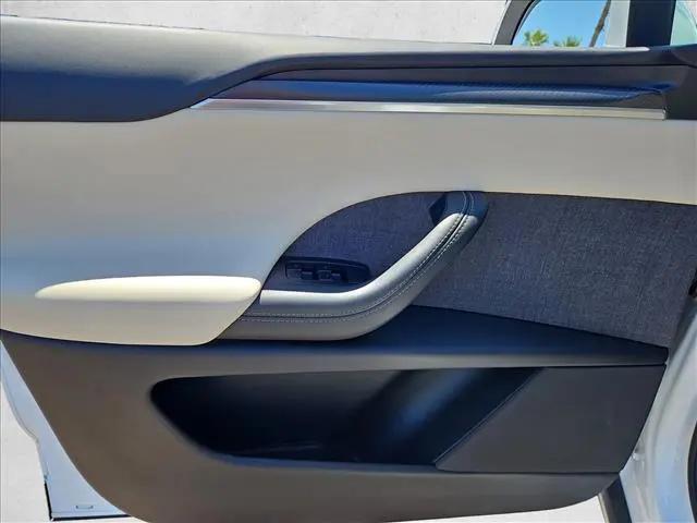 2022 Tesla Model X Plaid Tri Motor All-Wheel Drive