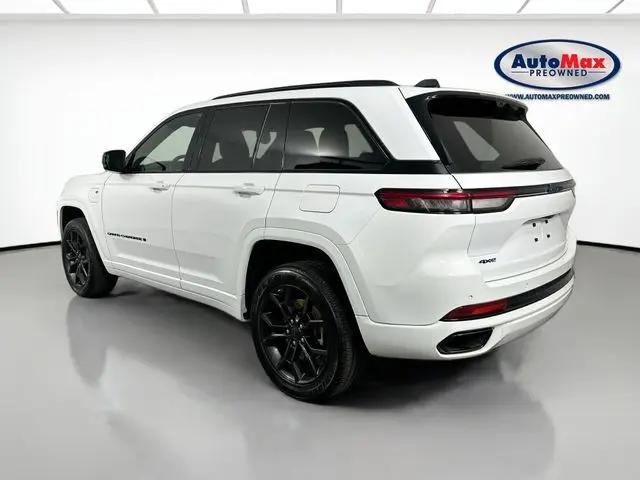 2024 Jeep Grand Cherokee Anniversary Edition