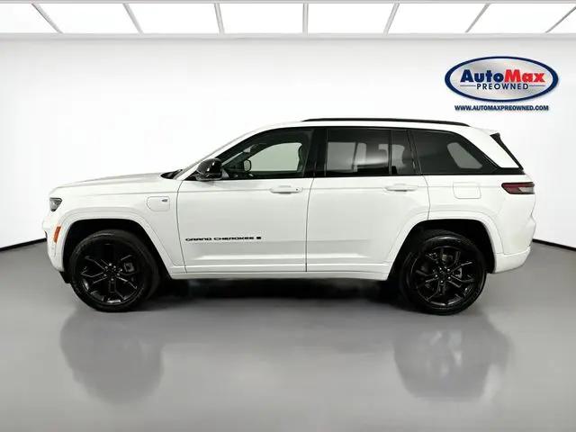 2024 Jeep Grand Cherokee Anniversary Edition