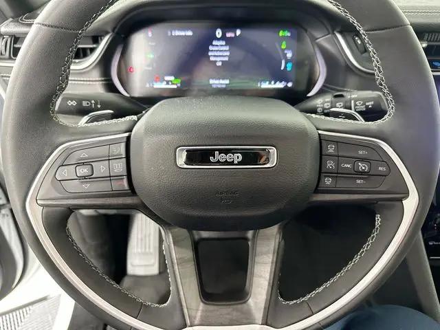 2024 Jeep Grand Cherokee Anniversary Edition