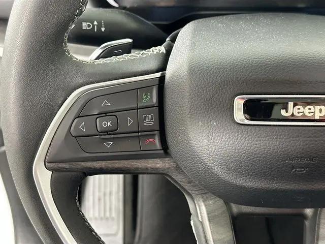 2024 Jeep Grand Cherokee Anniversary Edition
