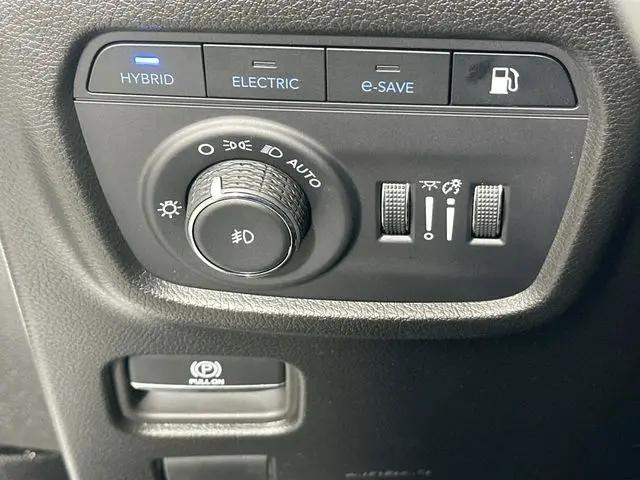 2024 Jeep Grand Cherokee Anniversary Edition