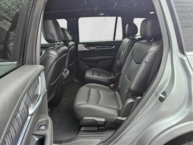2023 Cadillac XT6 AWD Premium Luxury
