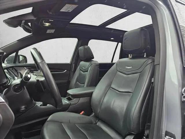 2023 Cadillac XT6 AWD Premium Luxury