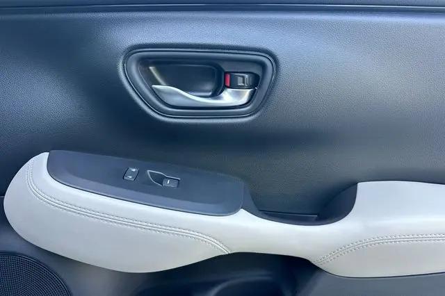 2027 Honda HR-V LX