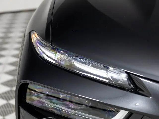 2025 BMW xB ALPINA XB7