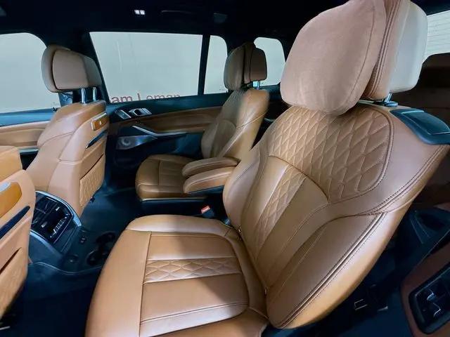 2025 BMW xB ALPINA XB7