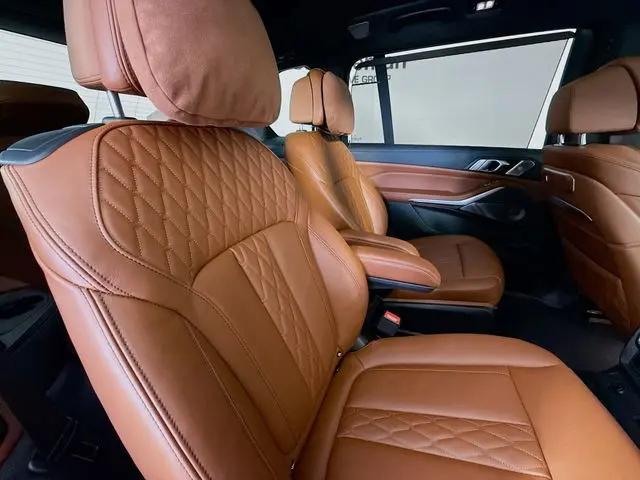 2025 BMW xB ALPINA XB7