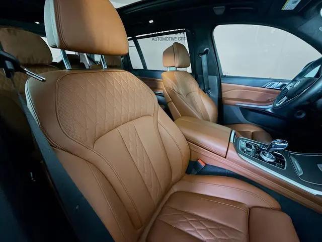 2025 BMW xB ALPINA XB7