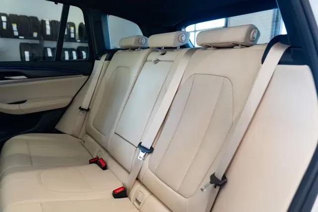 2022 BMW X3 M40i
