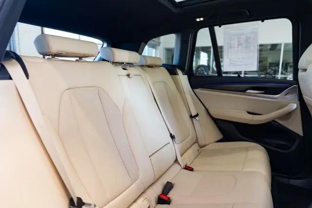 2022 BMW X3 M40i