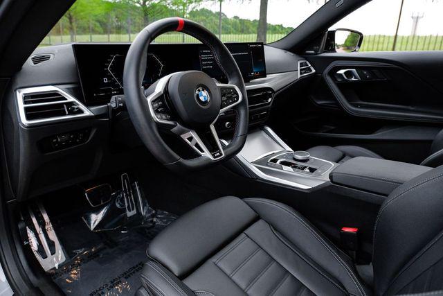 2025 BMW M240 i