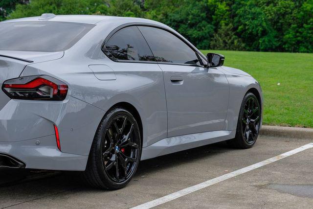 2025 BMW M240 i