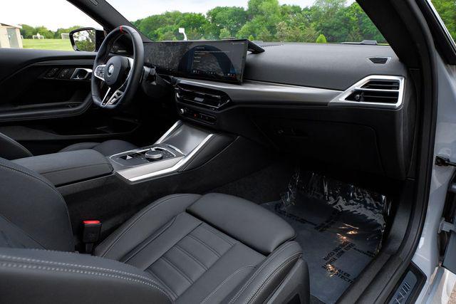 2025 BMW M240 i